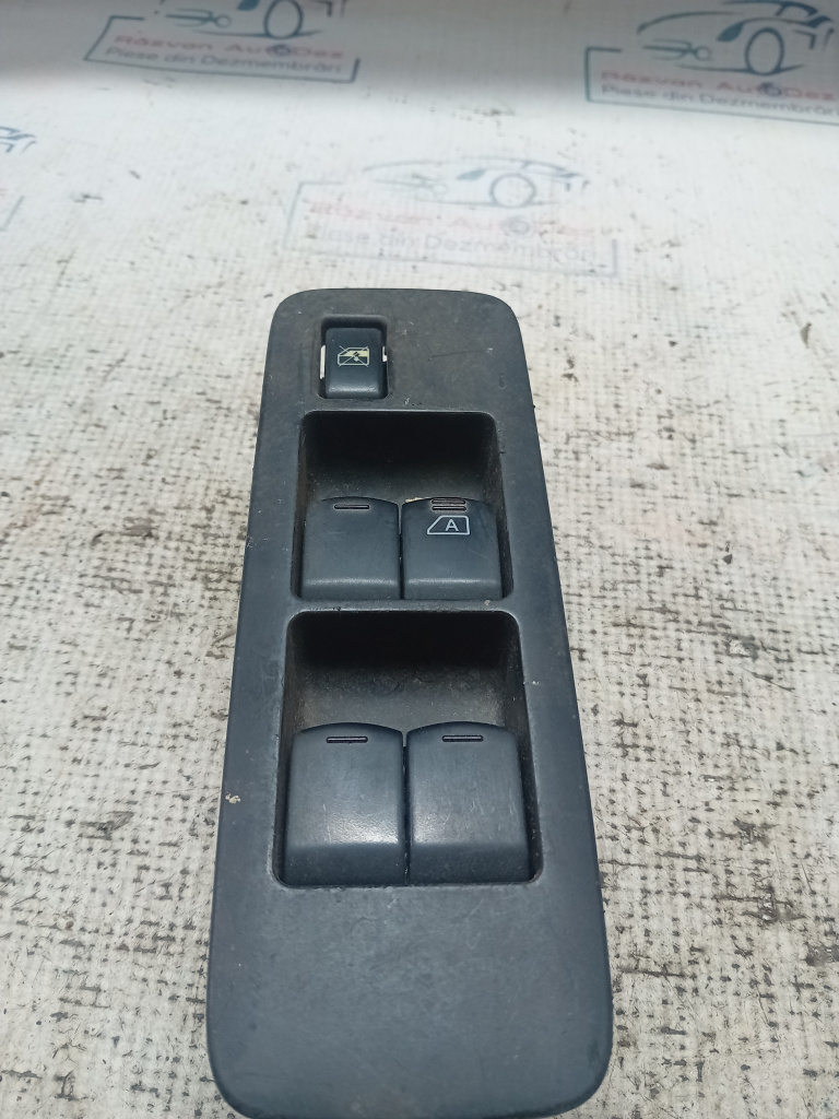 Butoane geamuri electrice Nissan Qashqai 2007