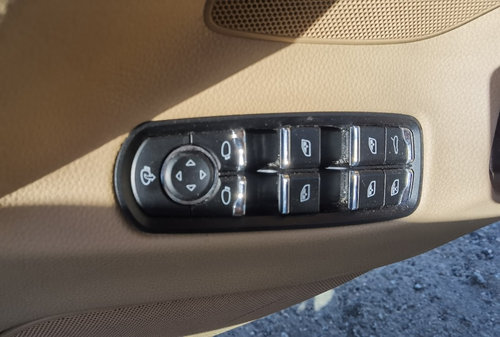 Butoane geamuri electrice porsche panamera 3.0 d