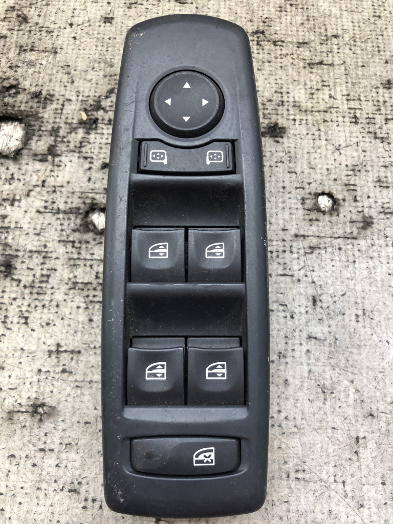 Butoane geamuri electrice Renault Megane 3 2010