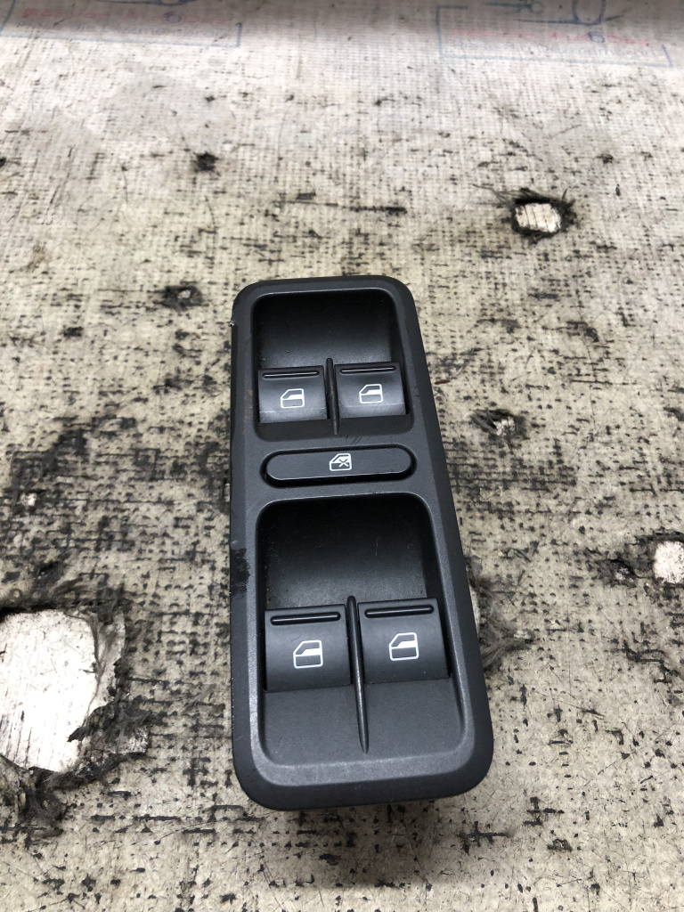 Butoane geamuri electrice Skoda Karoq Motorina 2019