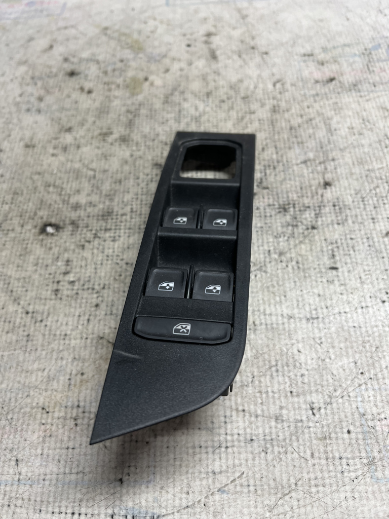 Butoane geamuri electrice Skoda Scala 2020, 5G0959857D