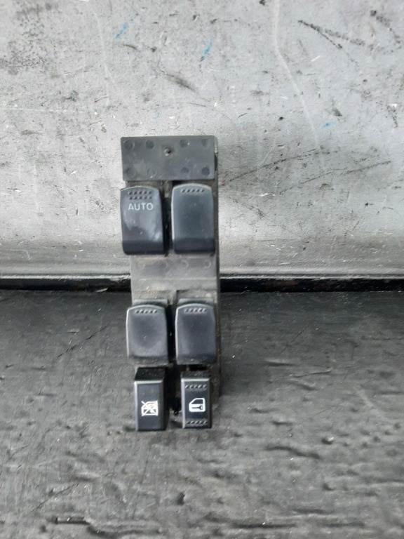 Butoane geamuri electrice stanga fata fiat sedici 189