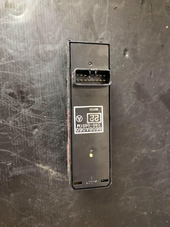 Butoane geamuri electrice stanga fata mitsubishi outlander 8608a060