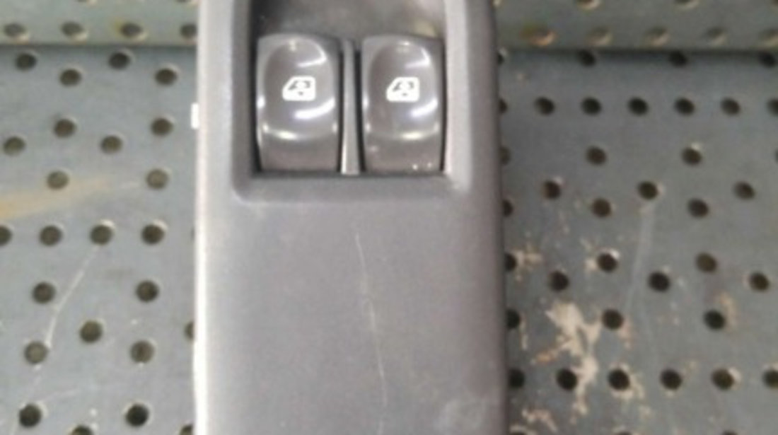 Butoane geamuri electrice stanga fata renault clio 3 8200356519