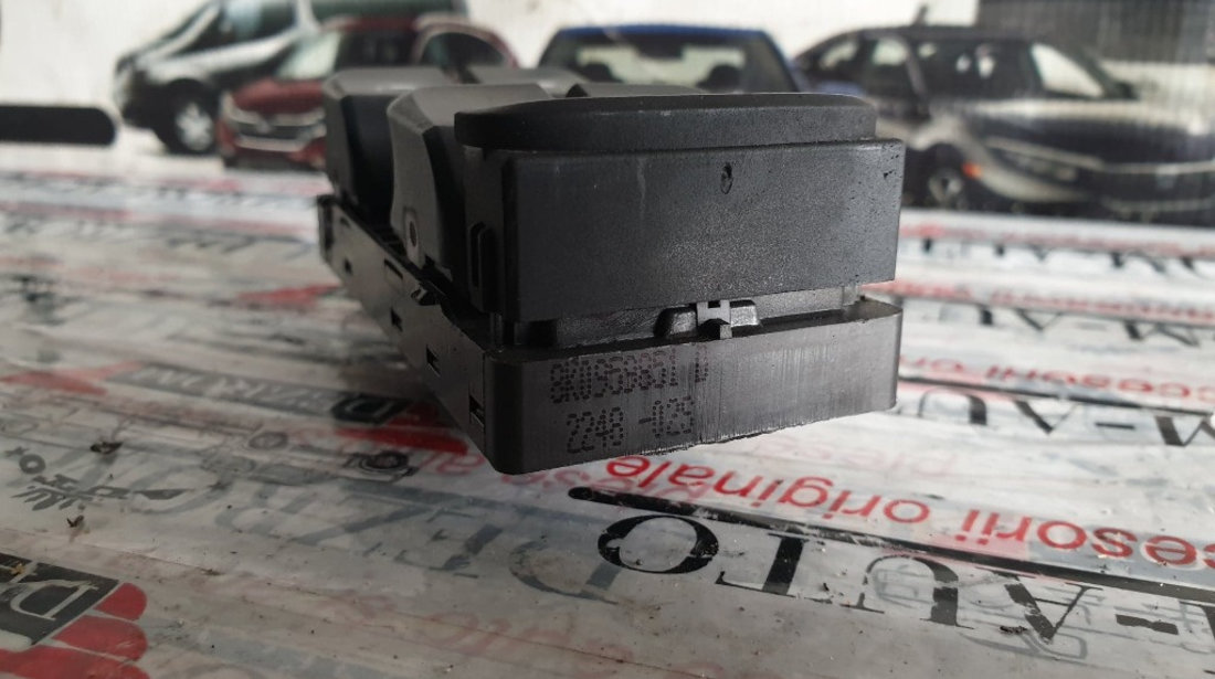 Butoane geamuri electrice (volan stanga EUROPA) Audi Q5 Facelift cod piesa : 8K0959851D