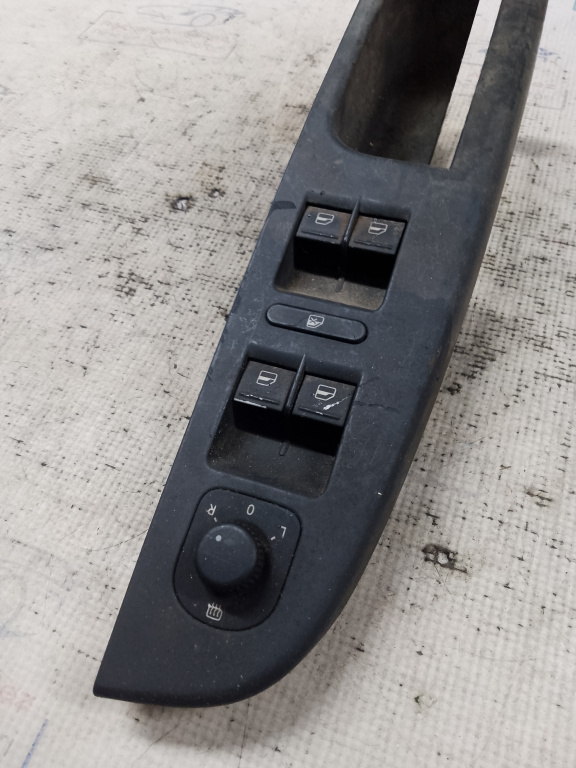 Butoane geamuri electrice Volkswagen Golf 5 2008