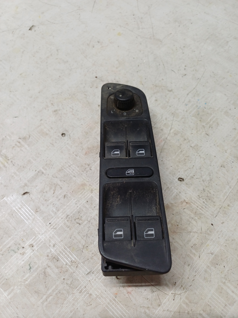 Butoane geamuri electrice Volkswagen Tiguan - Motorina 2014, 1K0959565L