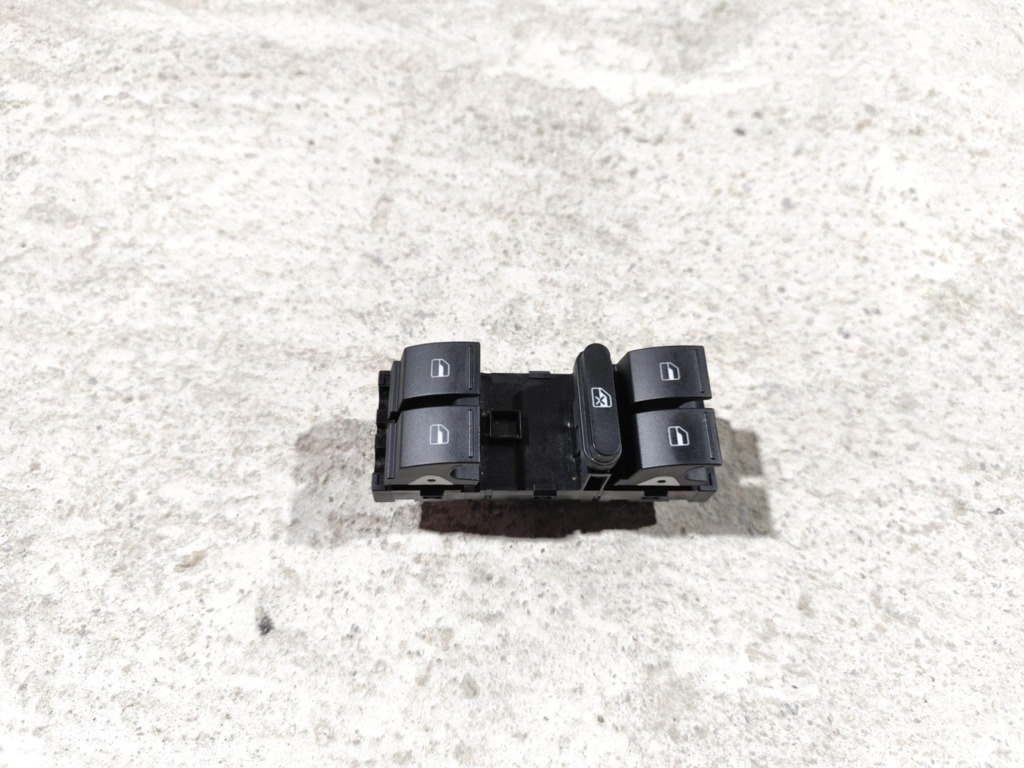 Butoane geamuri electrice VW Passat B7