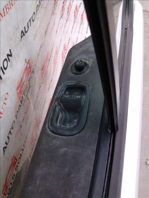 Butoane geamuri FORD TRANSIT CUSTOM 2.2D an fabr. 2015