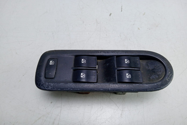 Butoane Geamuri Panou comanda geamuri electrice 156018070 Renault Megane 2 [2002 - 2006]