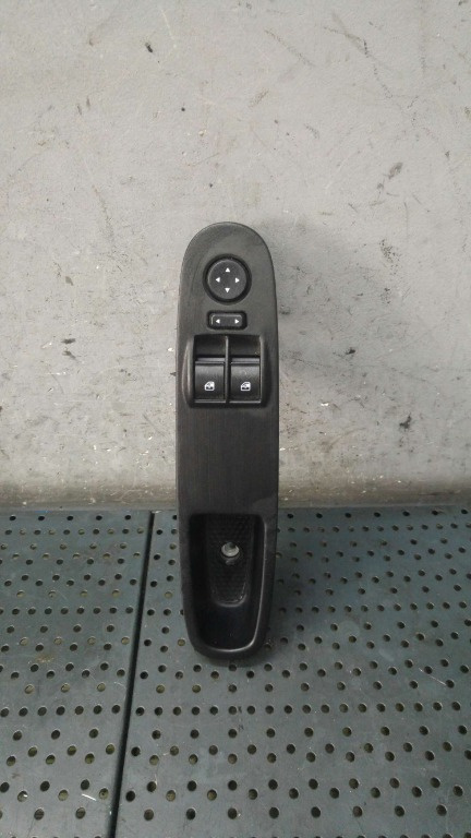 Butoane geamuri stanga fata cu reglaj oglinzi lancia ypsilon 846 735531345