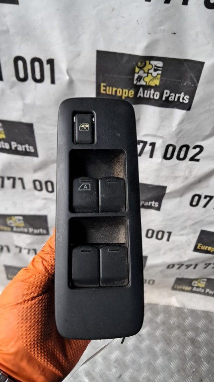 Butoane geamuri usa stanga fata Nissan Qashqai 1.6 dCi 2012