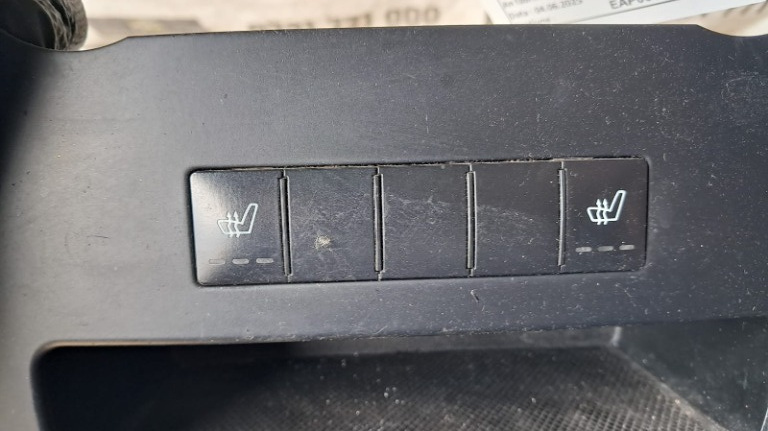 Butoane incalzire scaune Mercedes B-class w245 , cod A1698208510