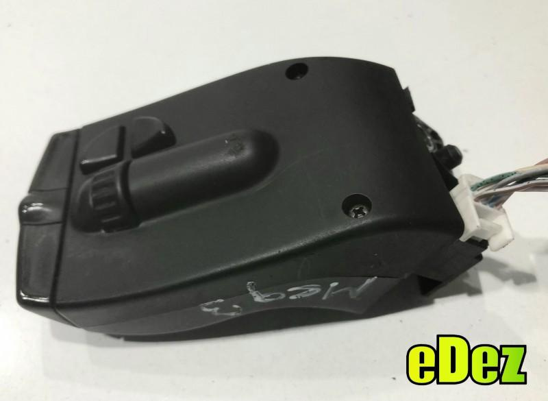 Butoane / maneta comenzi volan Renault Megane 3 (2008-2012) 255520009r