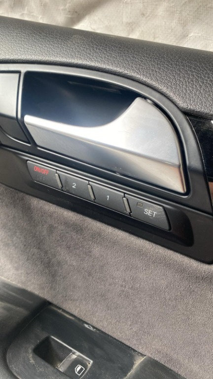Butoane memorie scaun dreapta fata Audi Q7 4L an 2014