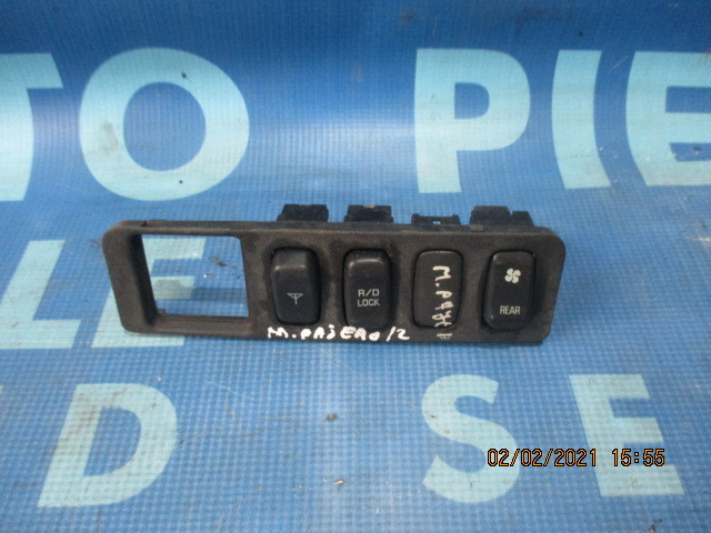 Butoane Mitubishi Pajero 2001
