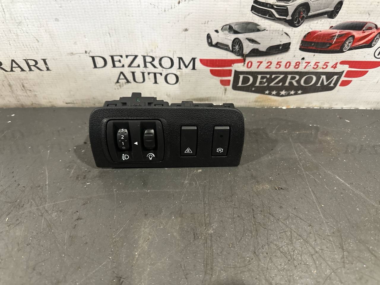 Butoane reglaj faruri 281157081R Renault Megane III Coupe (DZ) 1.2 TCe 132 cai H5F 404