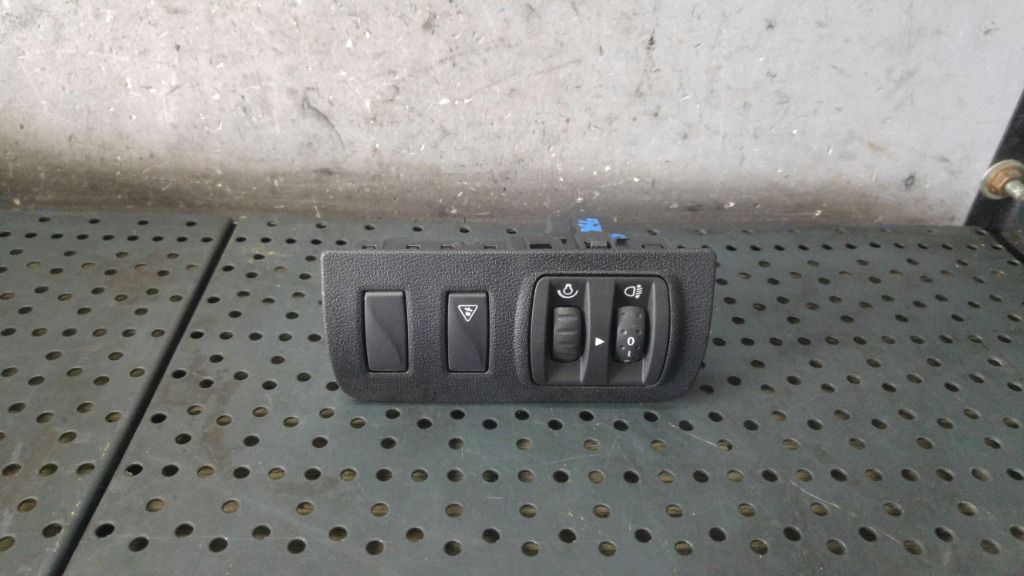 Butoane reglaj lumini renault megane 3 648450001r