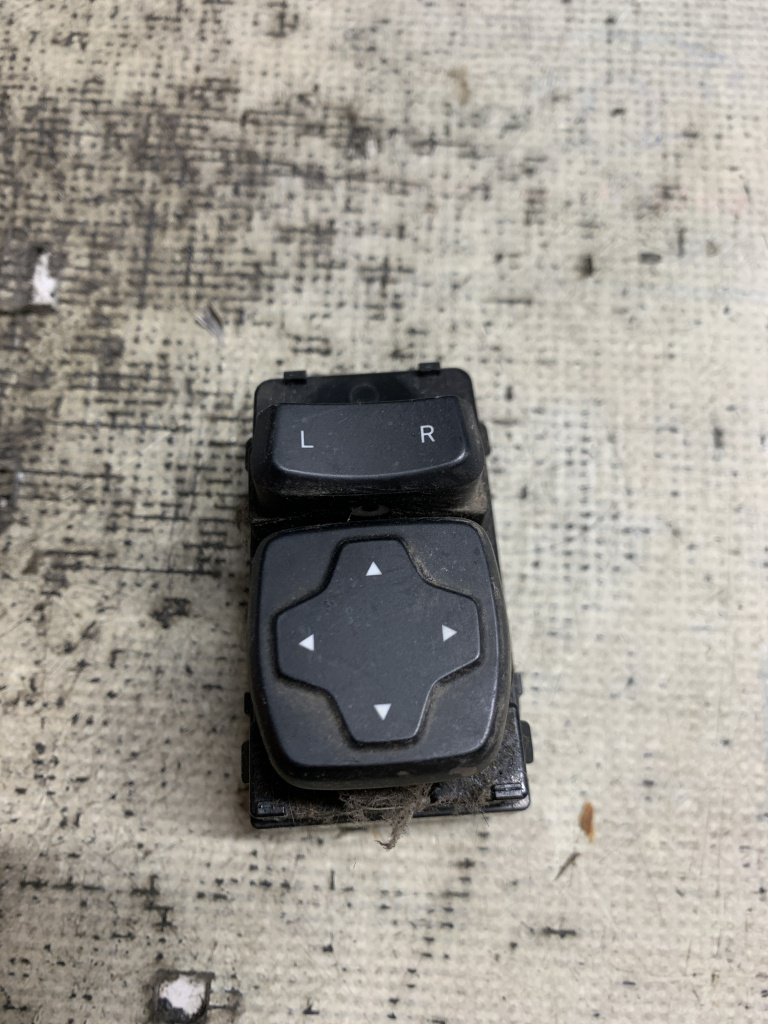 Butoane reglaj oglinzi Hyundai Kona - Motorina 2020, 3K548A1000