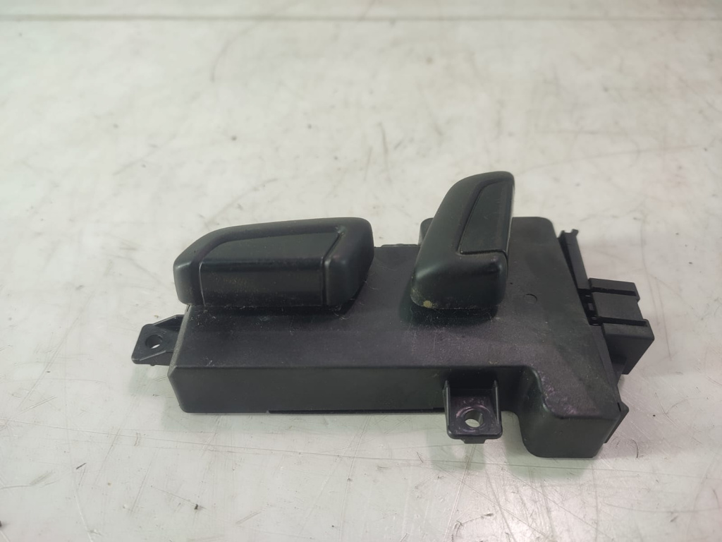Butoane reglaj scaun 8W0959747B Skoda Kodiaq [2017 - 2020] 2.0 tdi DFHA