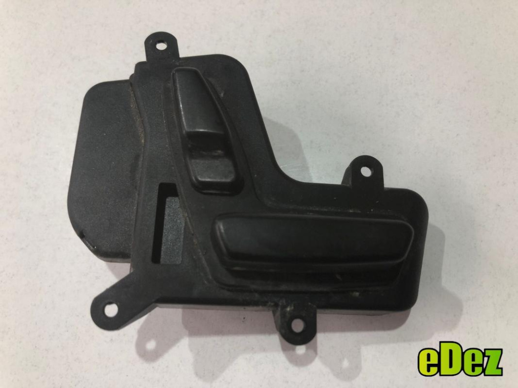 Butoane reglaj scaun dreapta Mercedes CLS (2004-2010) [C219] w219 a2198200210