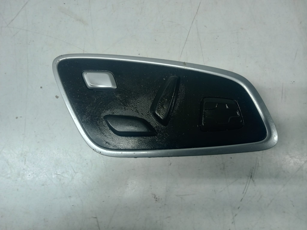 Butoane reglaj scaun stanga fata 870666932R Renault Talisman [2012 - 2020]