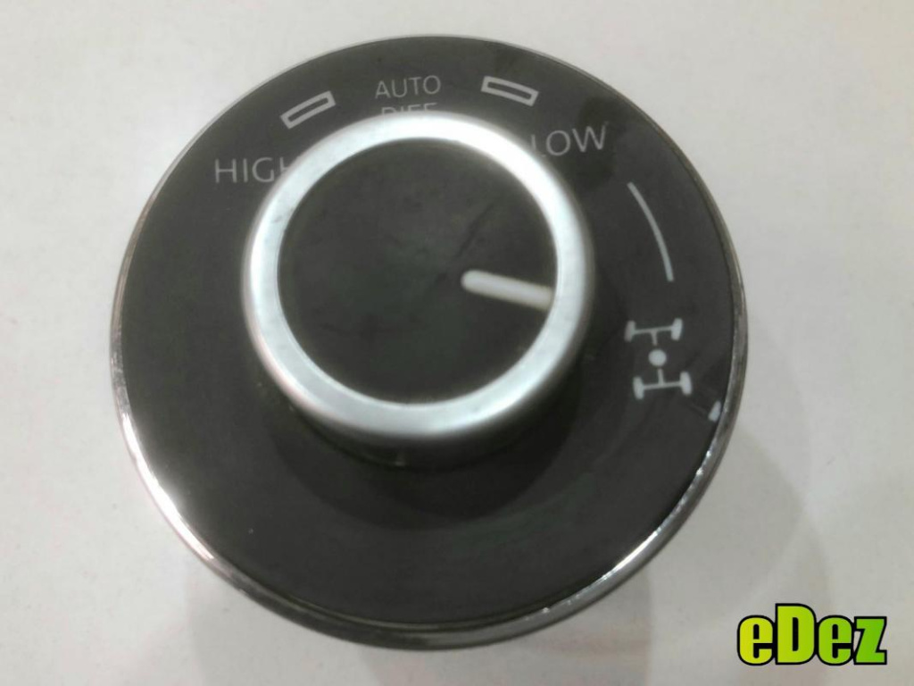 Buton actionare diferential Volkswagen Touareg (2002-2006) 7l6941435n
