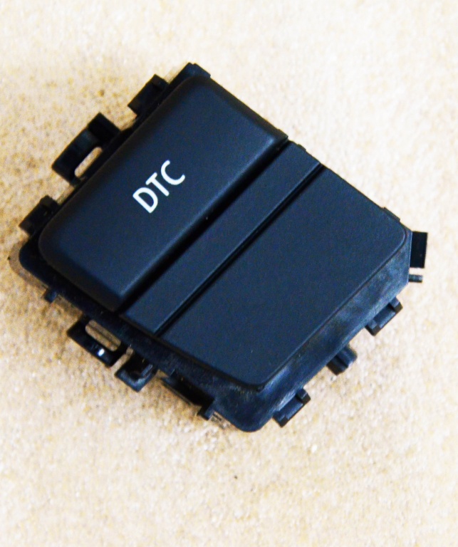 BUTON ACTIVARE DEZACTIVARE DTC E60/E61
