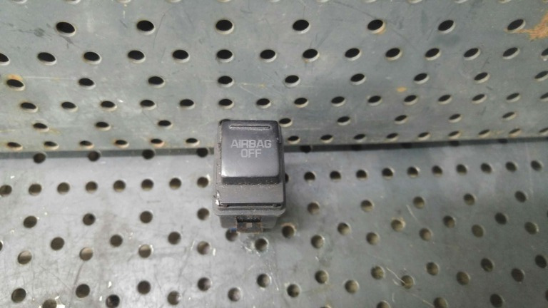 Buton airbag skoda superb 1 3u4 3u0919235a