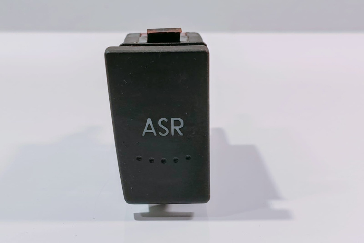Buton ASR 3B0927133A Volkswagen VW Passat B5 [1996 - 2000]