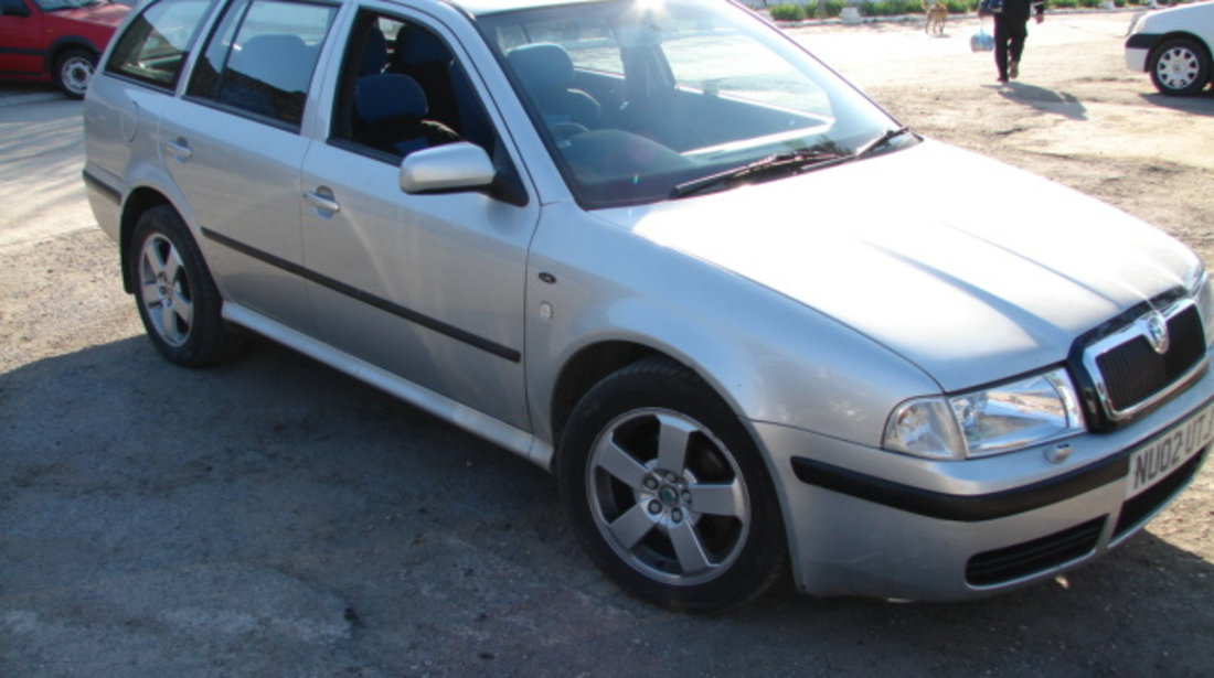 Buton ASR Skoda Octavia [facelift] [2000 - 2010] Combi wagon 5-usi 1.9 TDI MT (110 hp) (1U5)