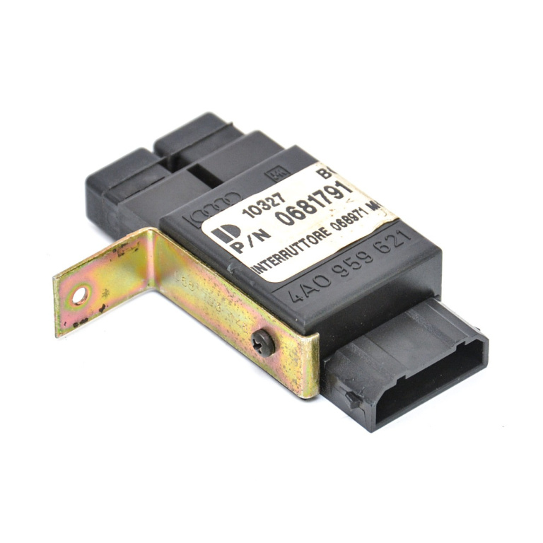Buton Audi A4 B5 (8D) 1994-2001 1.6 Adp Benzina Switch 4A0959621, 4A0 959 621