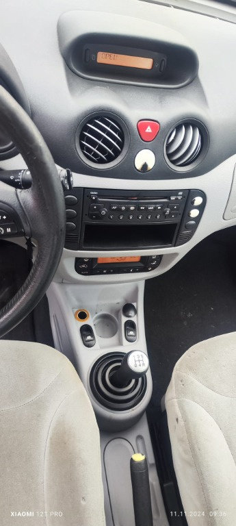 Buton avari Citroen C3 1.6 1.6V 80Kw / 109 CP cod motor NFU transmisie manuala 5+1 an 2004