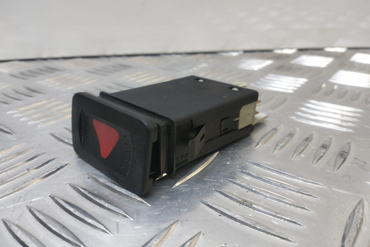 Buton avarie 1J0953235A Volkswagen VW Golf 4 [1997 - 2006]