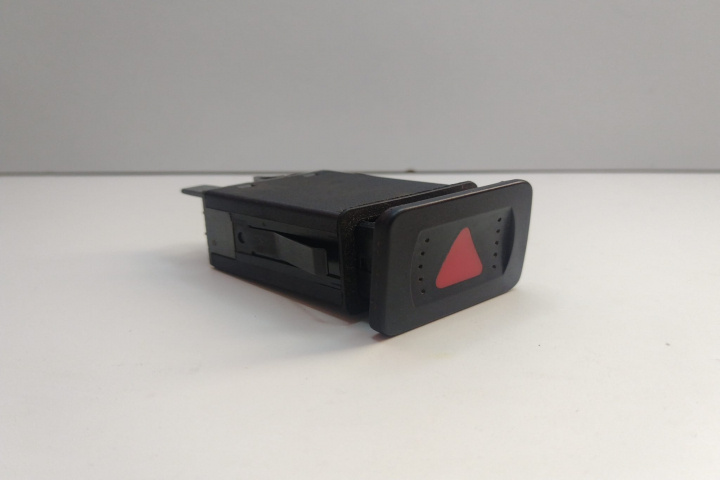 Buton Avarie 1J0953235C / 1J0 953 235 C Volkswagen VW Golf 4 [1997 - 2006]