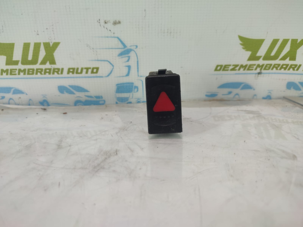 Buton avarie 3b0953235d Volkswagen VW Passat B5.5 [facelift] [2000 - 2005]