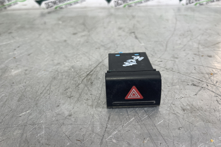 Buton avarie 5Z0953235A Volkswagen VW Fox 2 [facelift] [2005 - 2009] Hatchback 3-usi