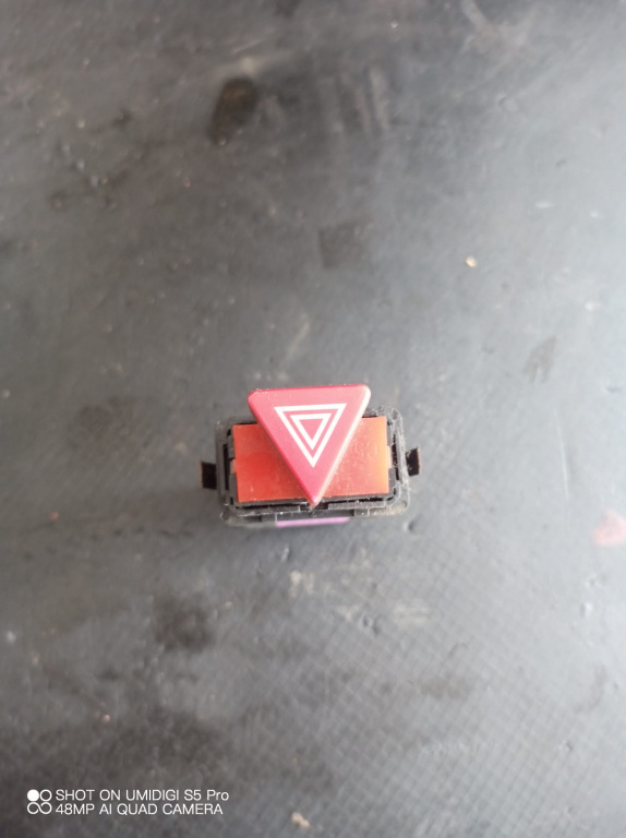 Buton avarie , AUDI A6 , 1997-2005 , 9-10 PINI COD-4B0941509C – D