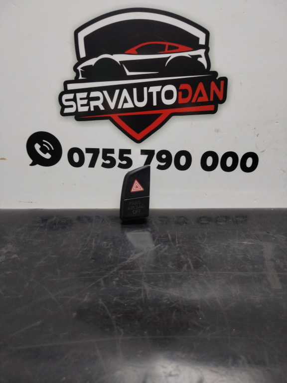 Buton avarie Audi Q5 (2008-2012) [8R] 2.0 Motorina 2012, VOLAN DREAPTA / 8R2941509A / 8R2941509B