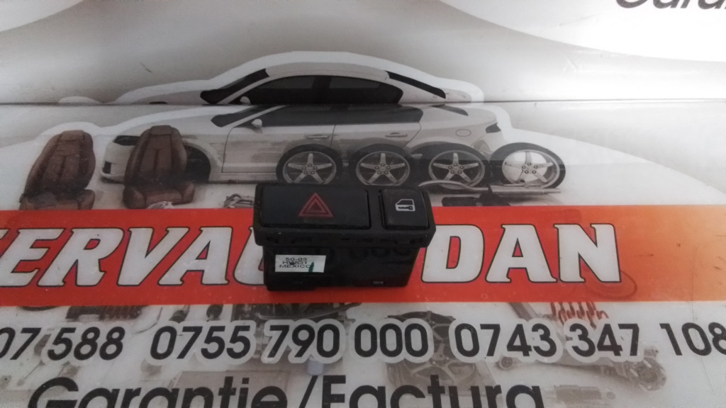 Buton avarie BMW Seria 3 (1998-2005) [E46] 2.0 Motorina 2004, 8368920