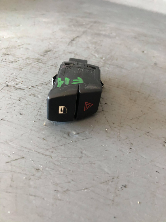 Buton avarie bmw seria 5 f11 61319161896