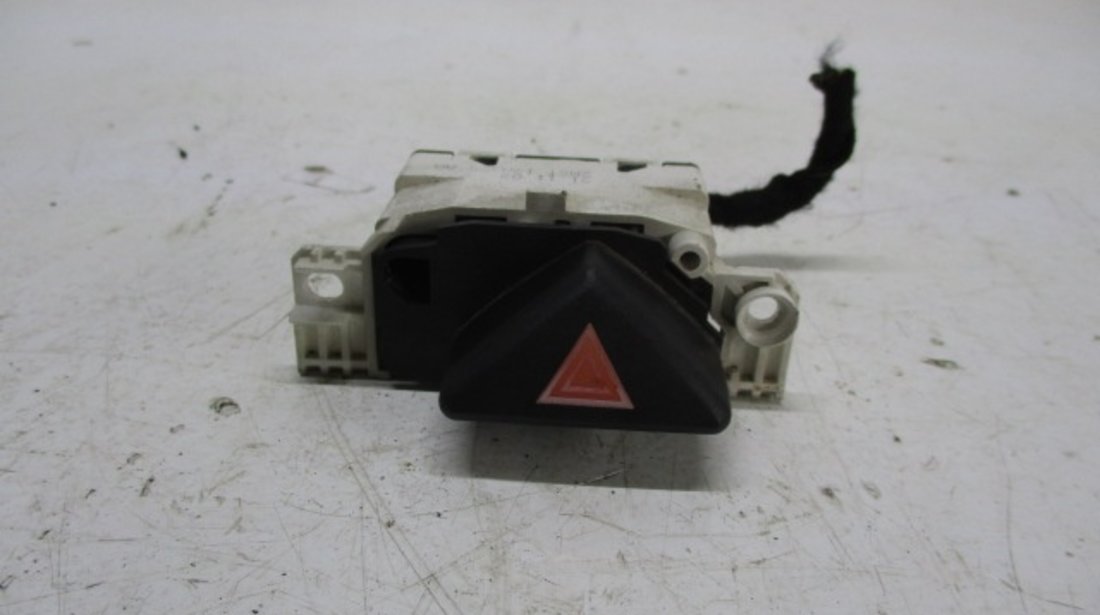 BUTON AVARIE COD 2M5T13A358AA FORD FOCUS 1 FAB. 1998 - 2005 ⭐⭐⭐⭐⭐