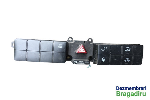 Buton avarie Consola butoane Cod: 2038707910 Mercedes-Benz C-Class W203/S203/CL203 [2000 - 2004] Cou...