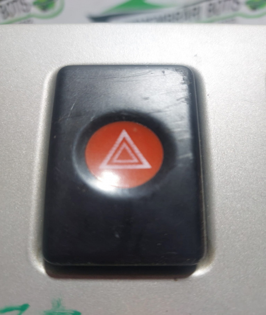 Buton avarie Dacia Logan [facelift] [2007 - 2012] MCV wagon 1.6 MT (87 hp)