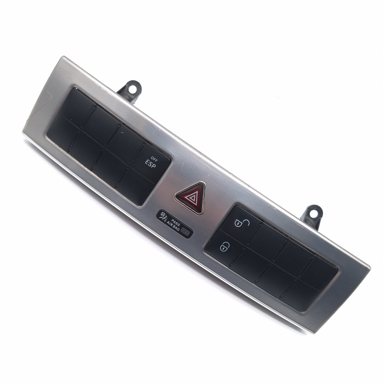 Buton Avarie Mercedes-Benz C-CLASS (W203) 2000 - 2007 Benzina 2038702510, 203 870 25 10, 3363490200, 3363.4902 00, 40958939001, 409589390014391, 40958939001 4391