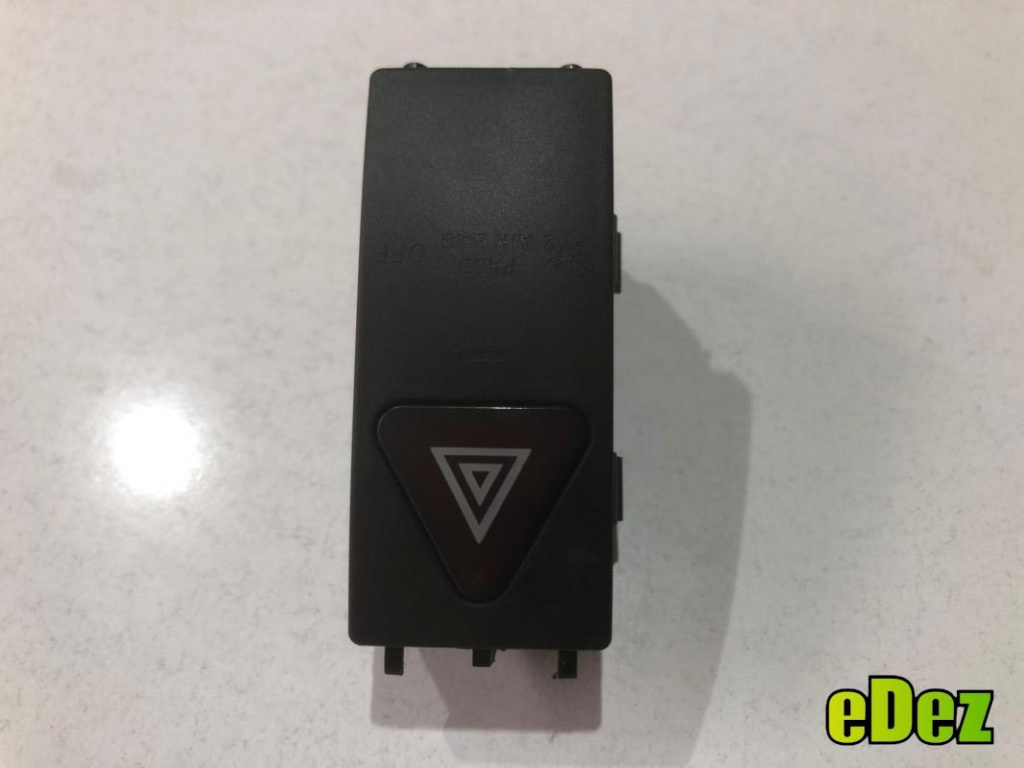 Buton avarie Mercedes E-Class (2009->) [W212] a2129052600
