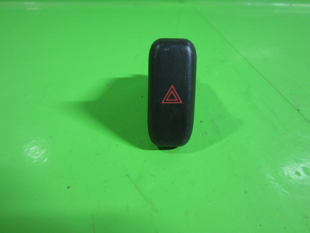 BUTON AVARIE MITSUBISHI PAJERO PININ FAB. 1999 - 2007 ⭐⭐⭐⭐⭐