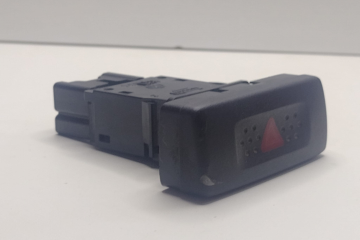 Buton Avarie Nissan Primera P11 [facelift] [1999 - 2002]