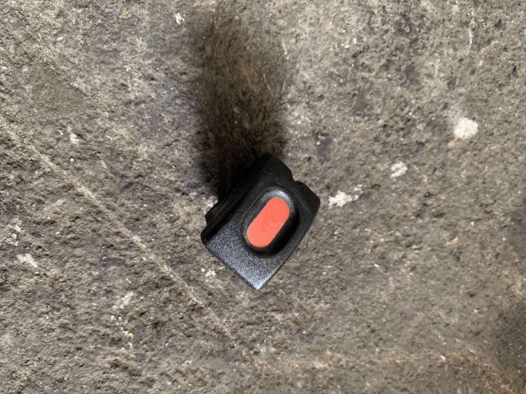 Buton avarie Opel Tigra [1994 - 2000] Coupe 1.4 MT (90 hp) (95_) S93/BJ11 16V