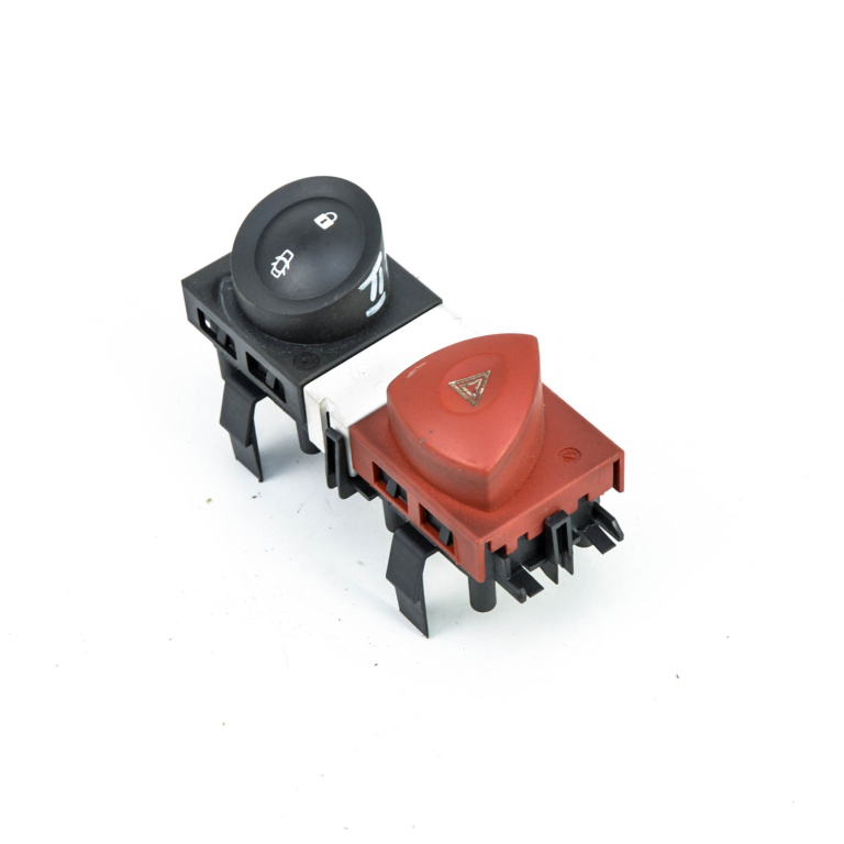 Buton Avarie Renault MEGANE 2 2002 - 2010 Motorina 8200407415, 8200095493, 8200109723, 8200107808, 8200407416, 88040001, 88040002, 88040003, 88040010, 88040009